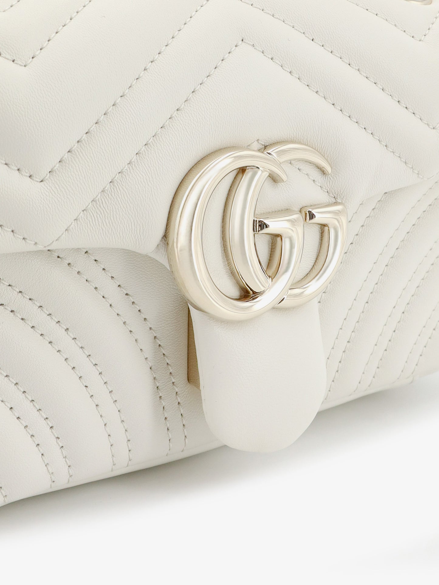 GG Marmont leather crossbody bag