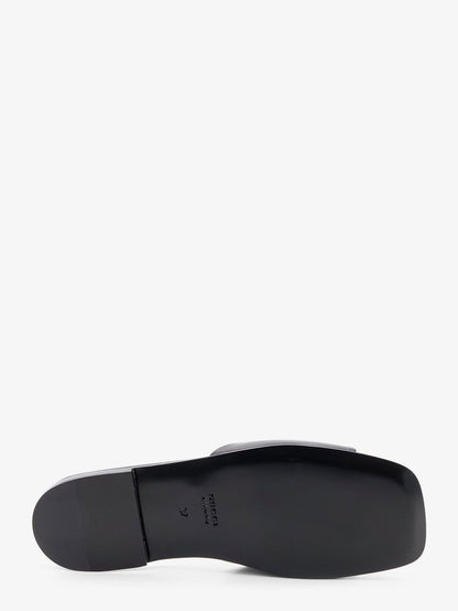 Slide sandals with metal GG logo thumbnail