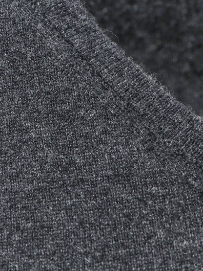 Cashmere sweater thumbnail