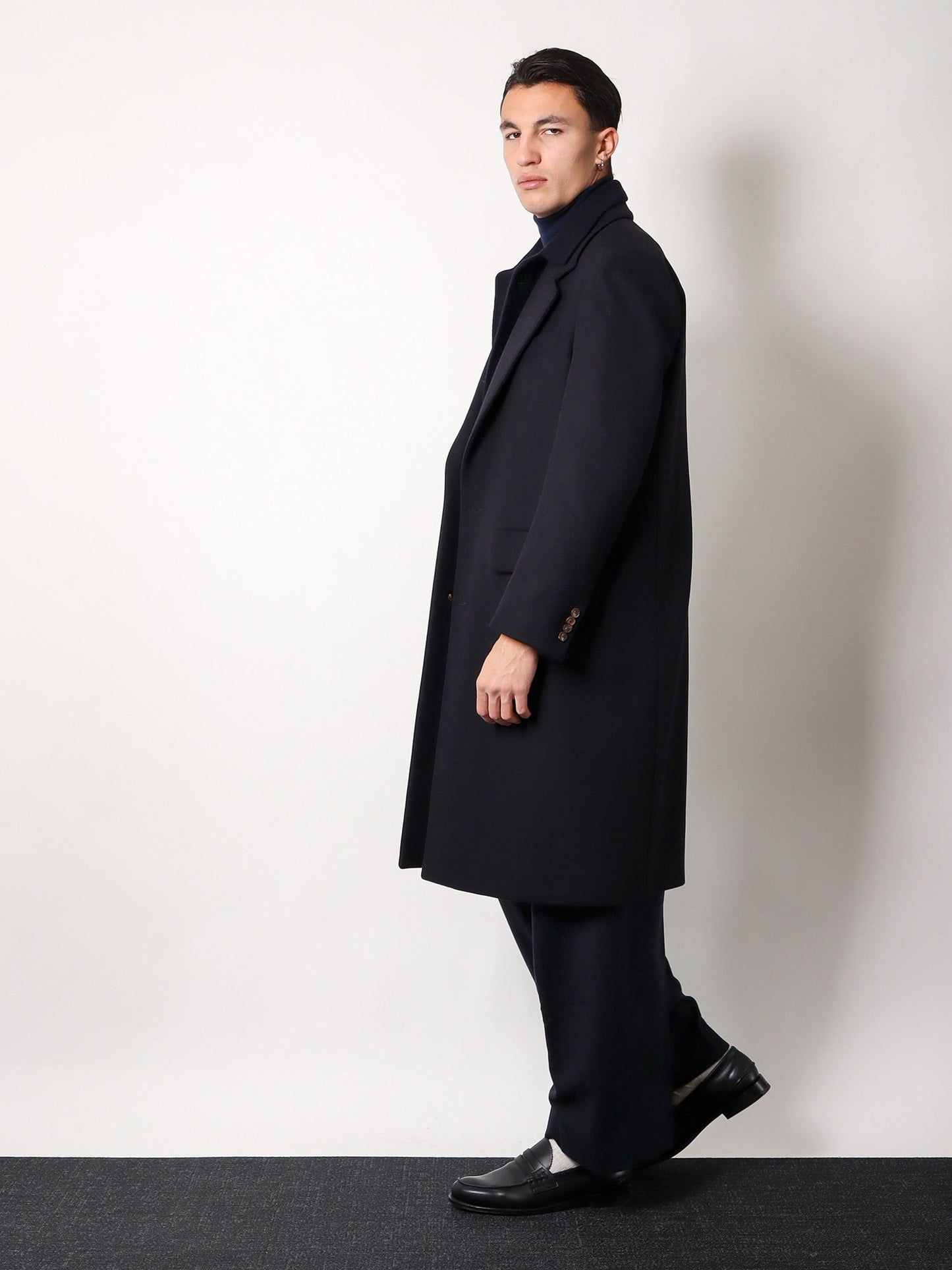 Virgin wool coat with satin lining