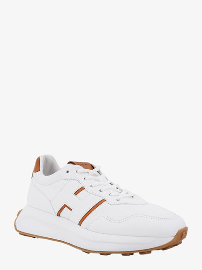 Leather sneakers with side logo thumbnail