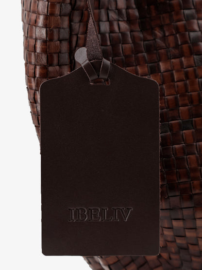 Clip vegetable-tanned leather shoulder bag with a woven pattern thumbnail