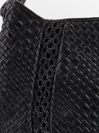 Lamia vegetable leather shoulder bag with woven pattern thumbnail