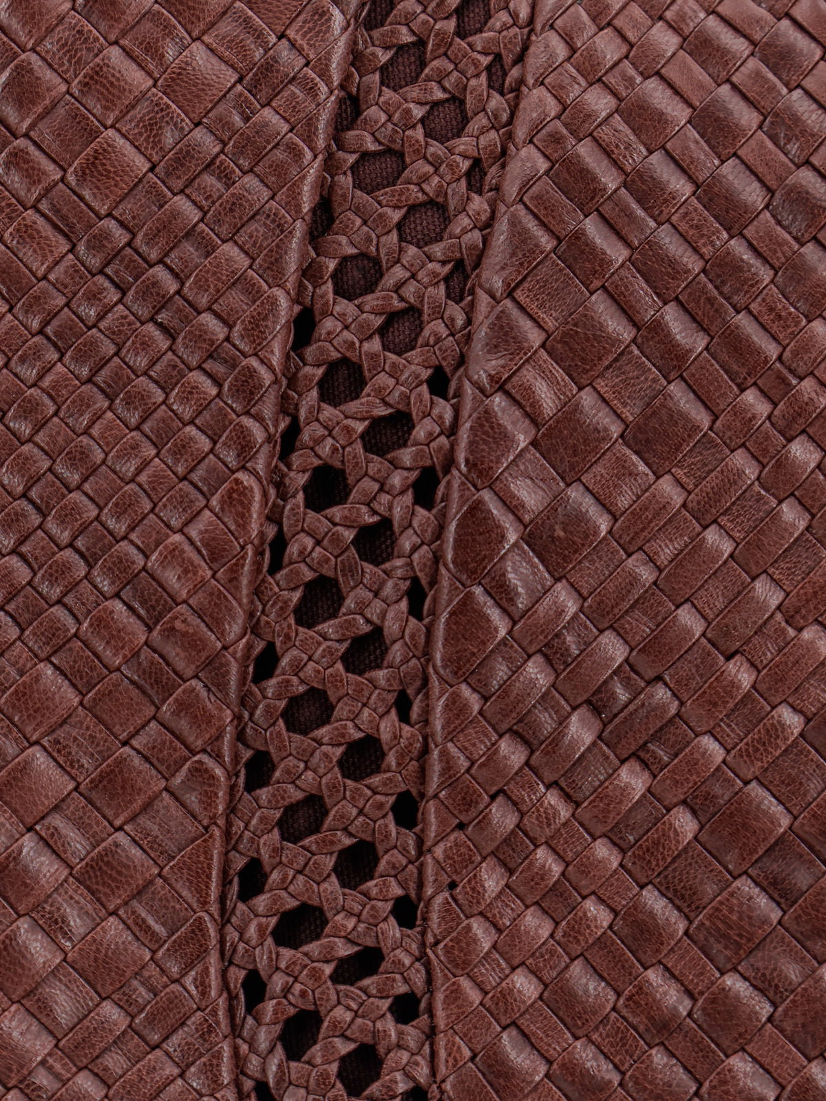 Lamia vegetable-tanned leather shoulder bag with a woven pattern