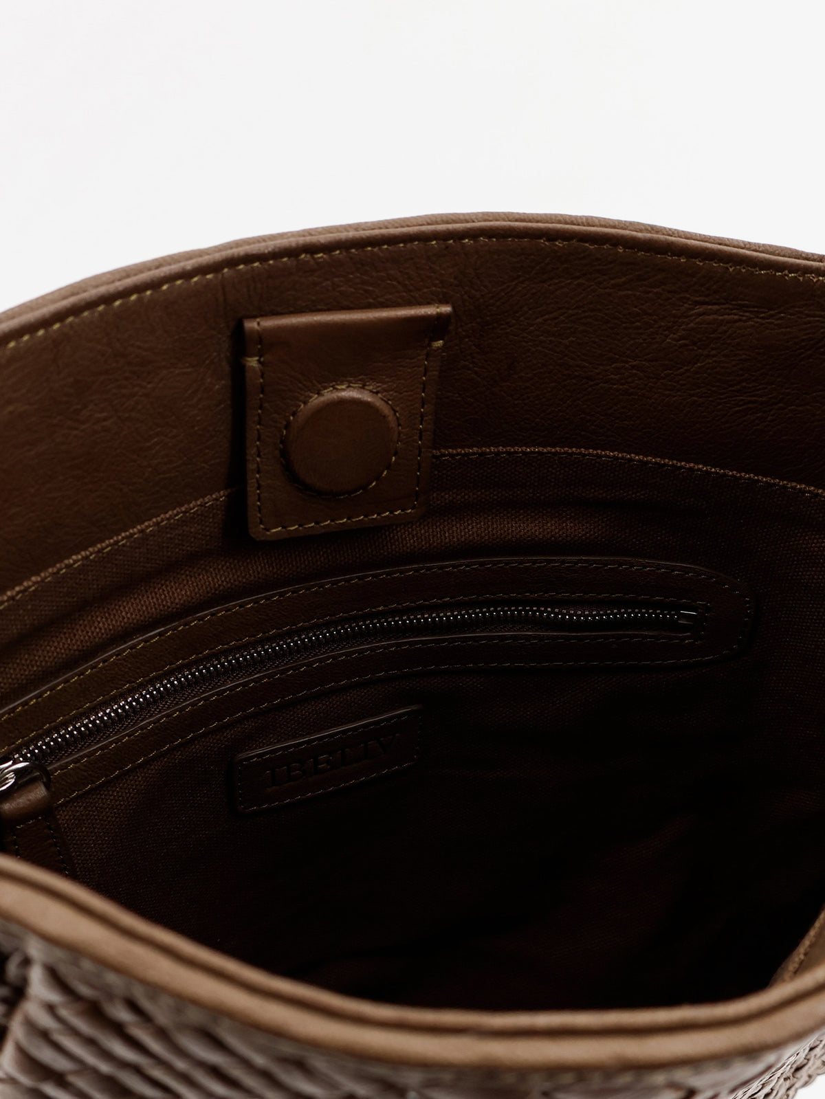 Lamia vegetable leather shoulder bag with woven pattern