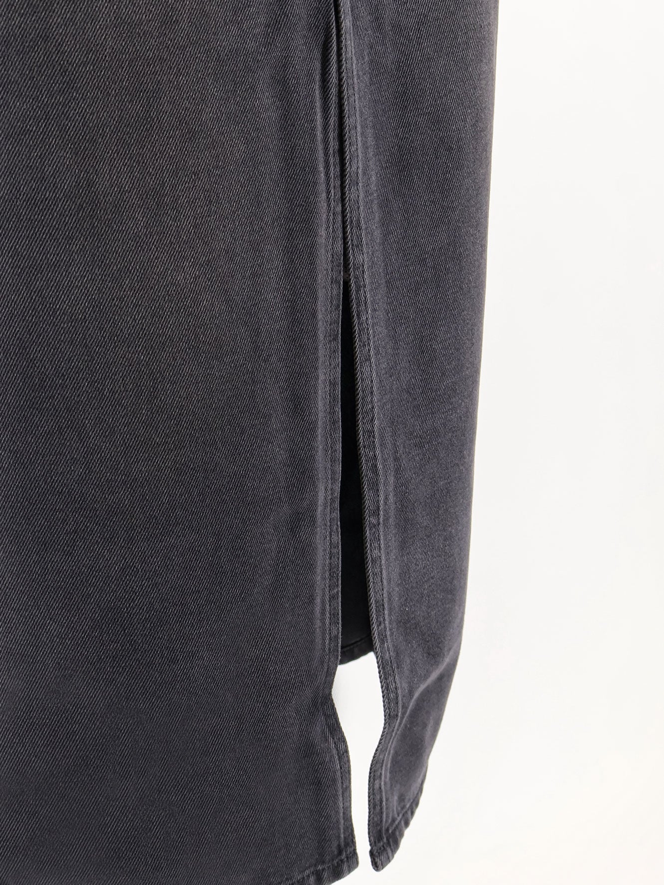 Gonna Faharia in black denim