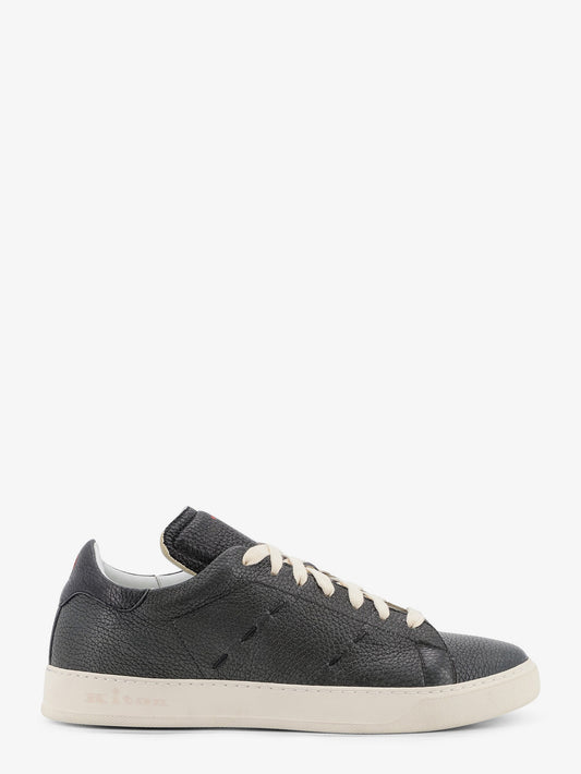 Leather sneakers with iconic side stitching