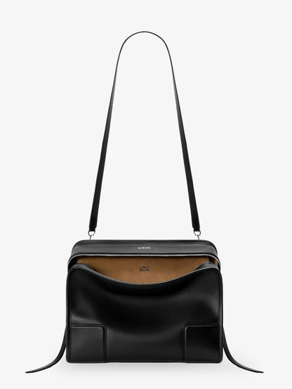 Amazona 180 leather handbag thumbnail