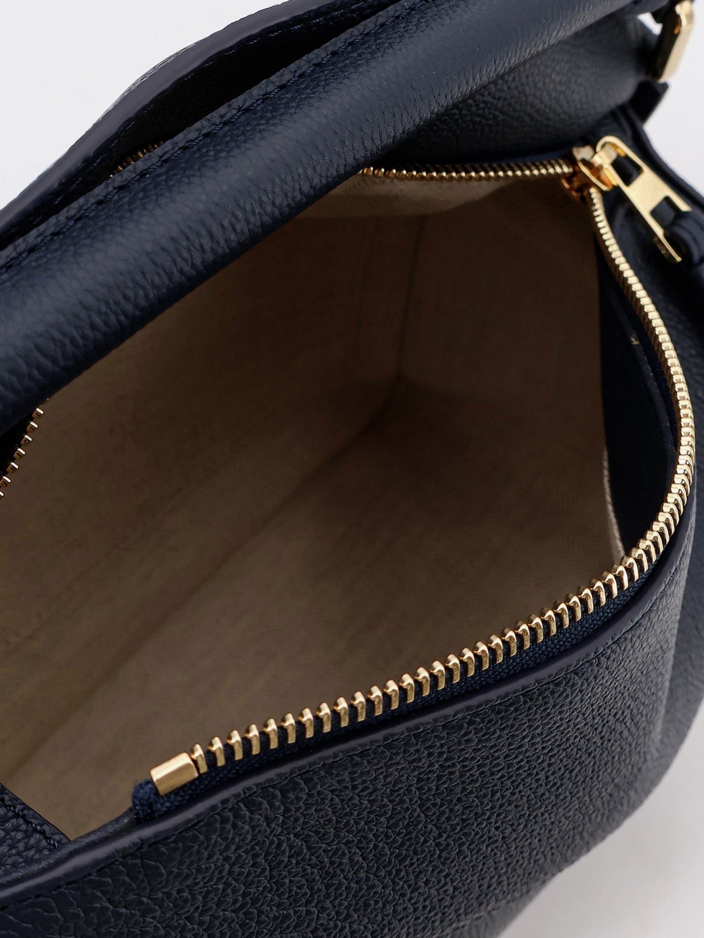 Puzzle Edge Small Leather Handbag