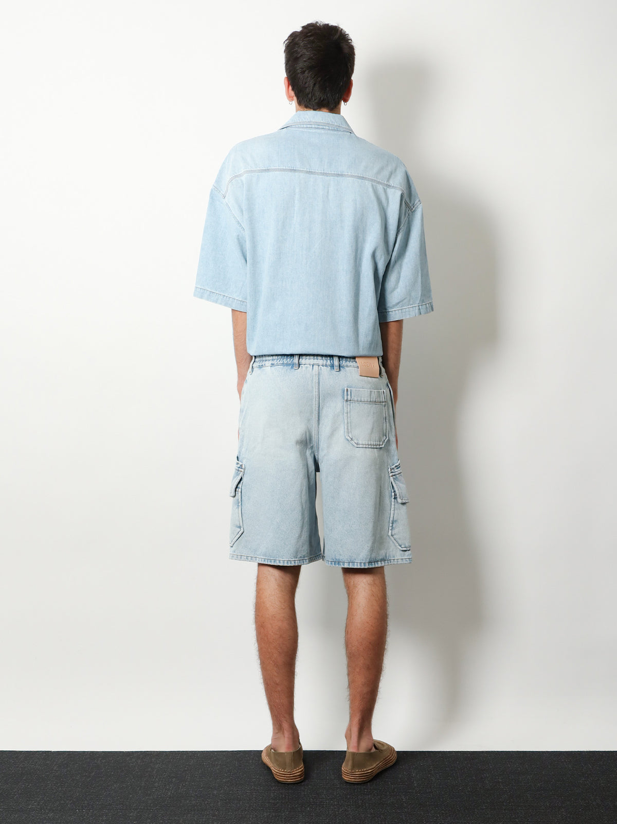 Pantalone corto con tasche