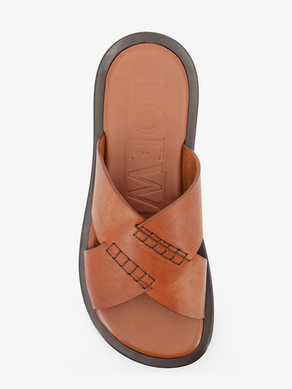 Flex leather sandals with crisscross detail thumbnail