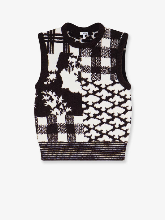 Sleeveless wool sweater