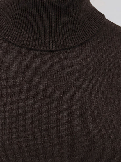 Cashmere turtleneck thumbnail