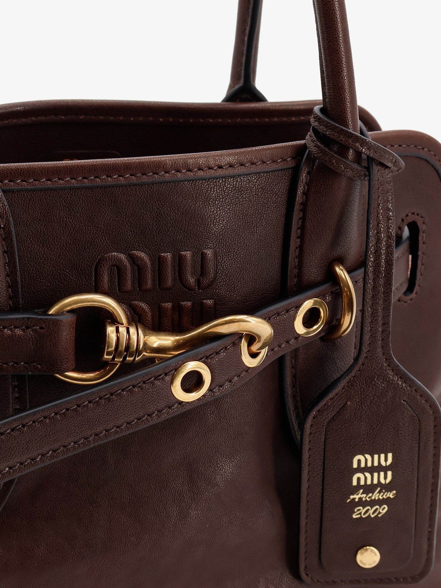 Aventure leather handbag with embossed lettering logo
