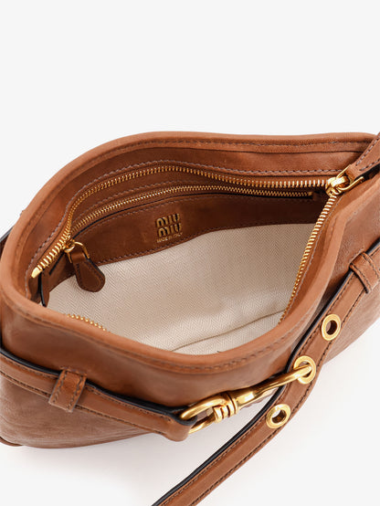 Aventure leather bag with embossed front logo thumbnail