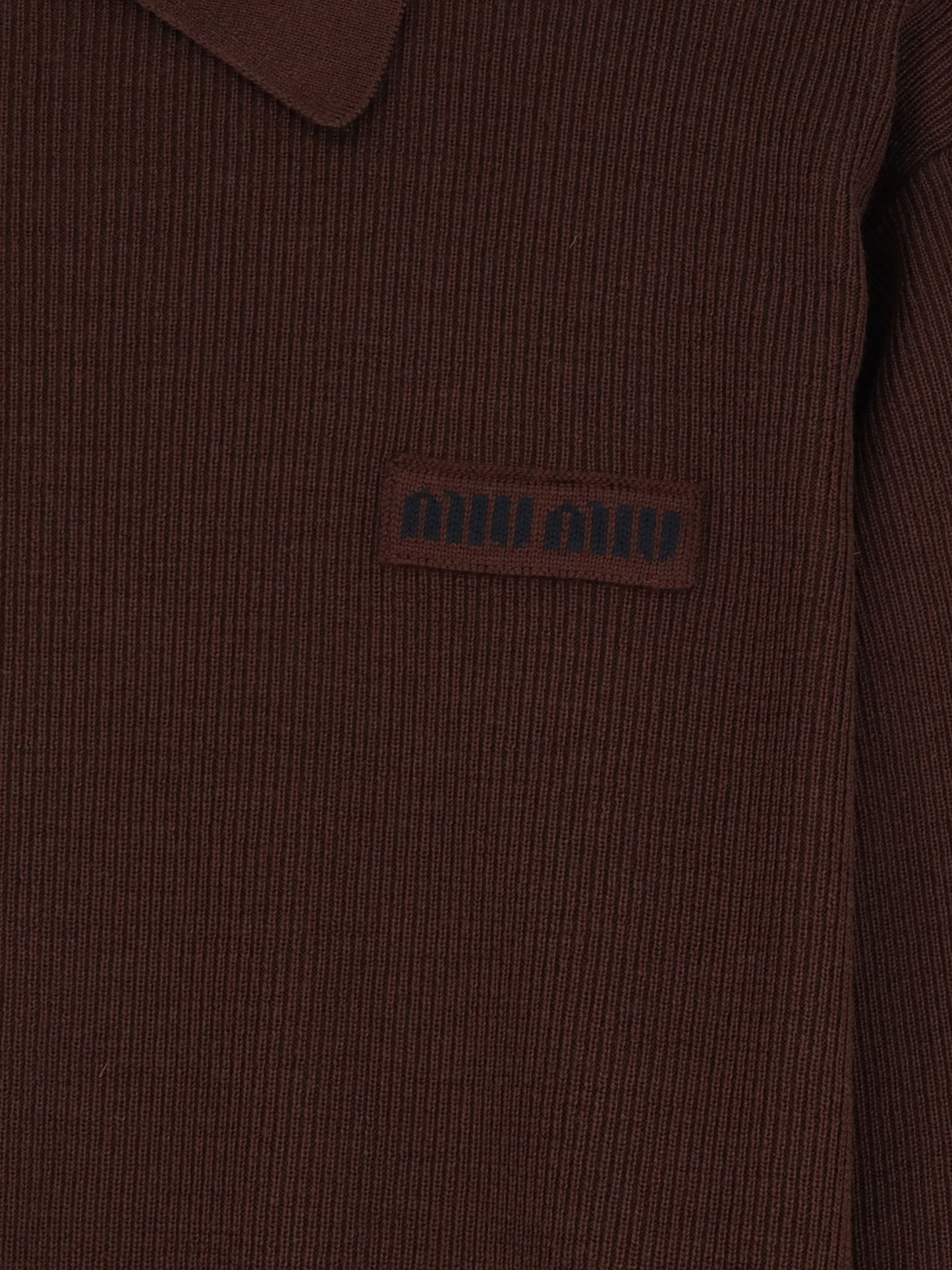 Wool polo shirt with embroidered logo on the front