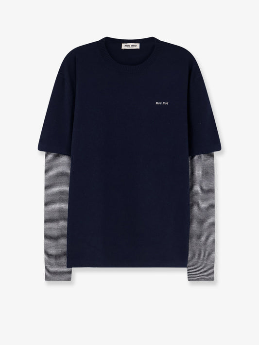 Blend of virgin wool, cashmere and silk sweater