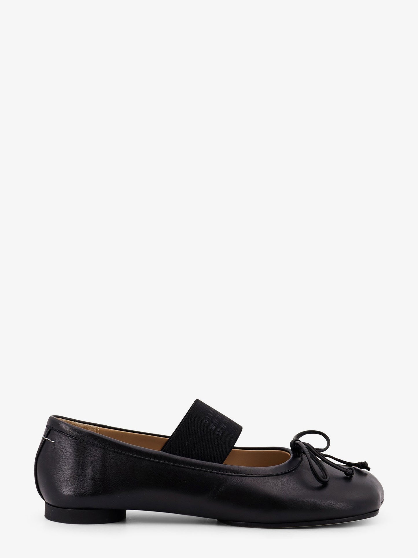 Leather ballerinas