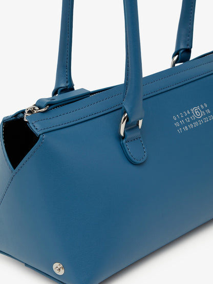 Leather Bauletto shoulder bag thumbnail