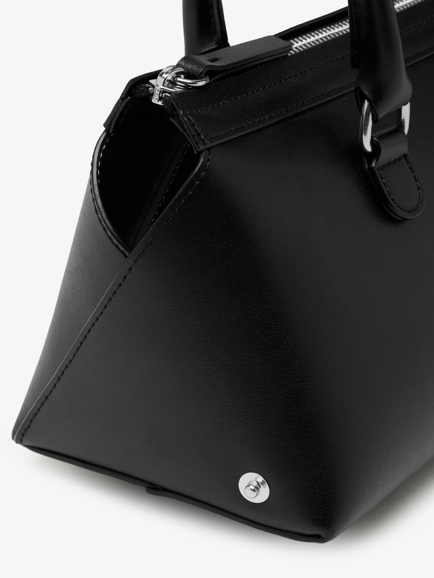 Leather Bauletto shoulder bag