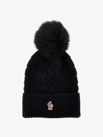 Cappello in lana con pon pon thumbnail