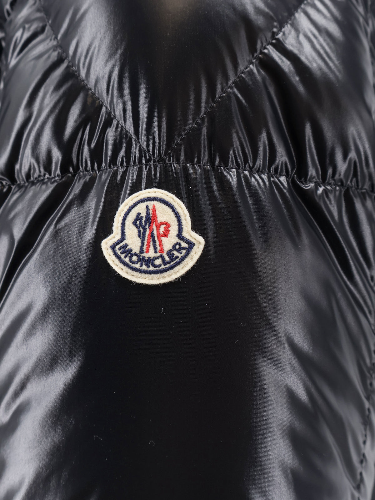 Parana shiny material down jacket with contrasting lining