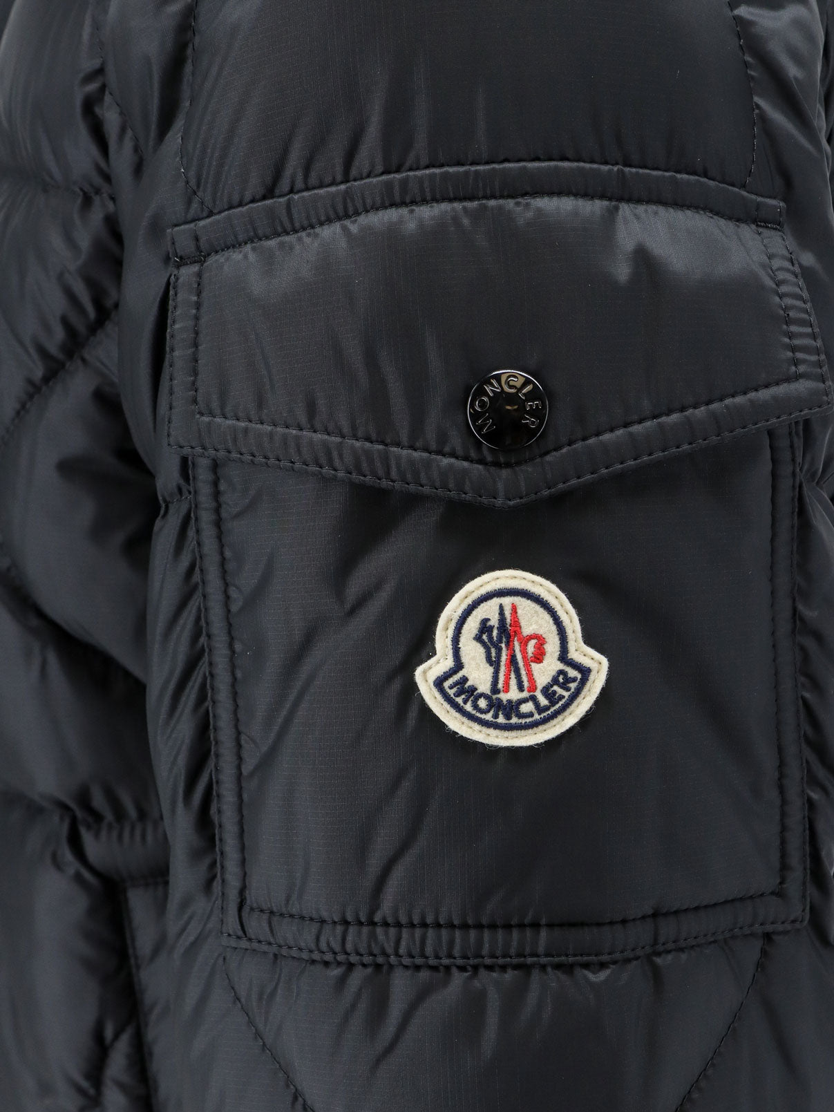 Asurel short down jacket with geometric stitching