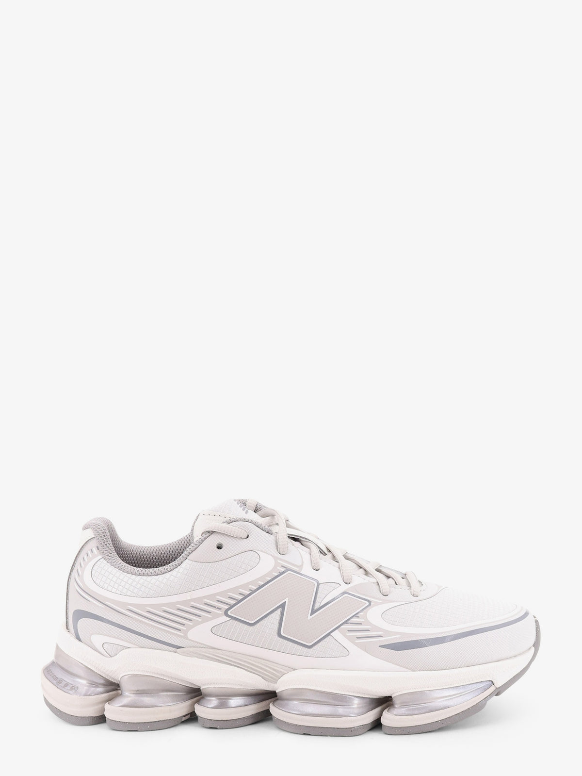 U2000 Mesh and rubber sneakers