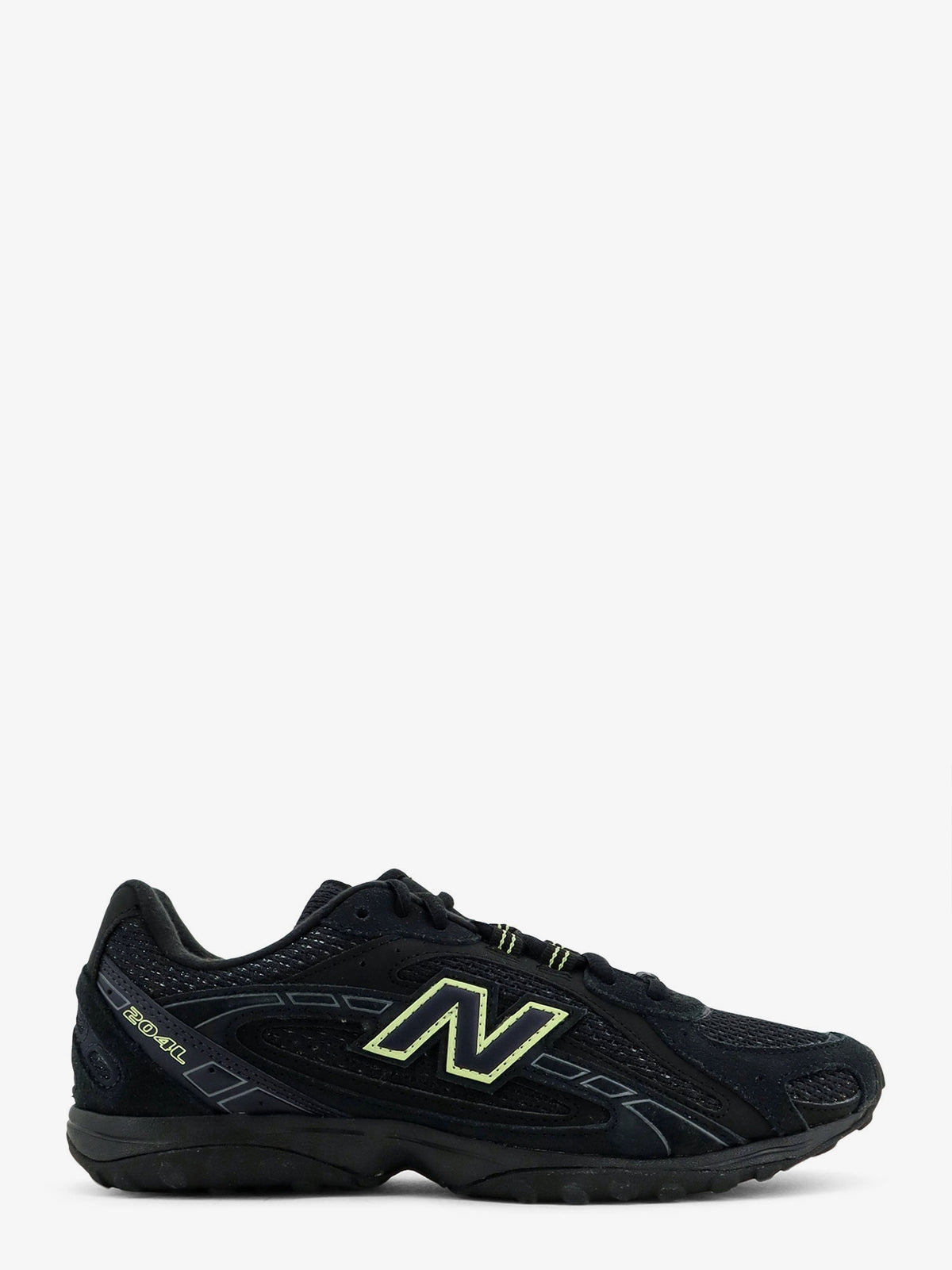 204 L mesh and suede sneakers
