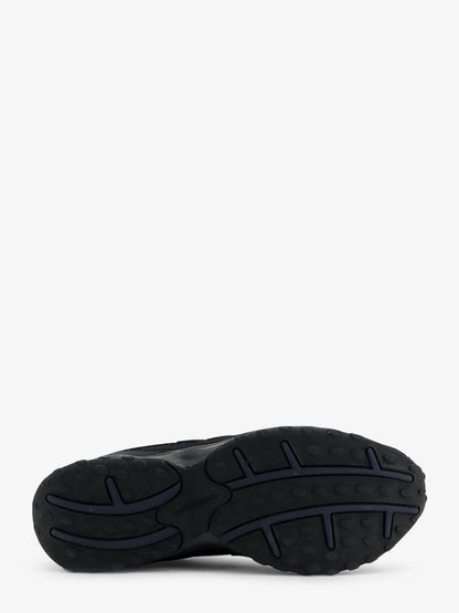 204 L mesh and suede sneakers thumbnail