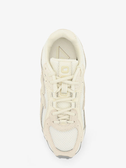 U204L mesh and suede sneakers thumbnail