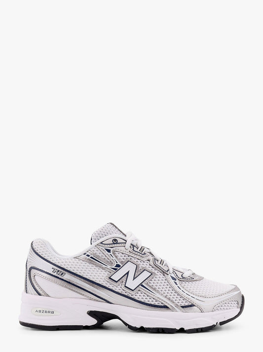 Sneakers 740 in mesh con iconico logo laterale in contrasto