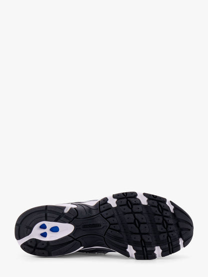 Sneakers 740 in mesh con iconico logo laterale in contrasto thumbnail
