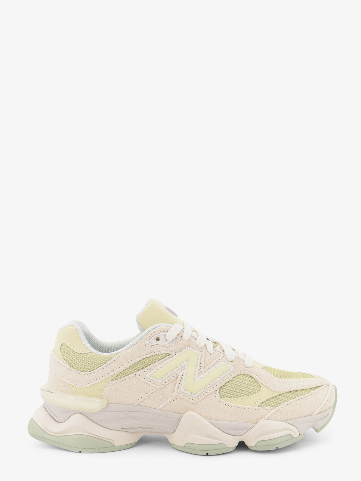 U9060 Suede Sneakers