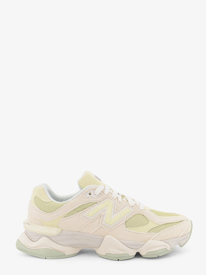 U9060 Suede Sneakers thumbnail