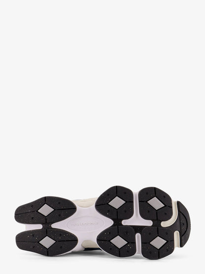 9060 mesh low-top sneakers with suede inserts thumbnail