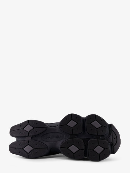 9060 low-top mesh sneakers thumbnail