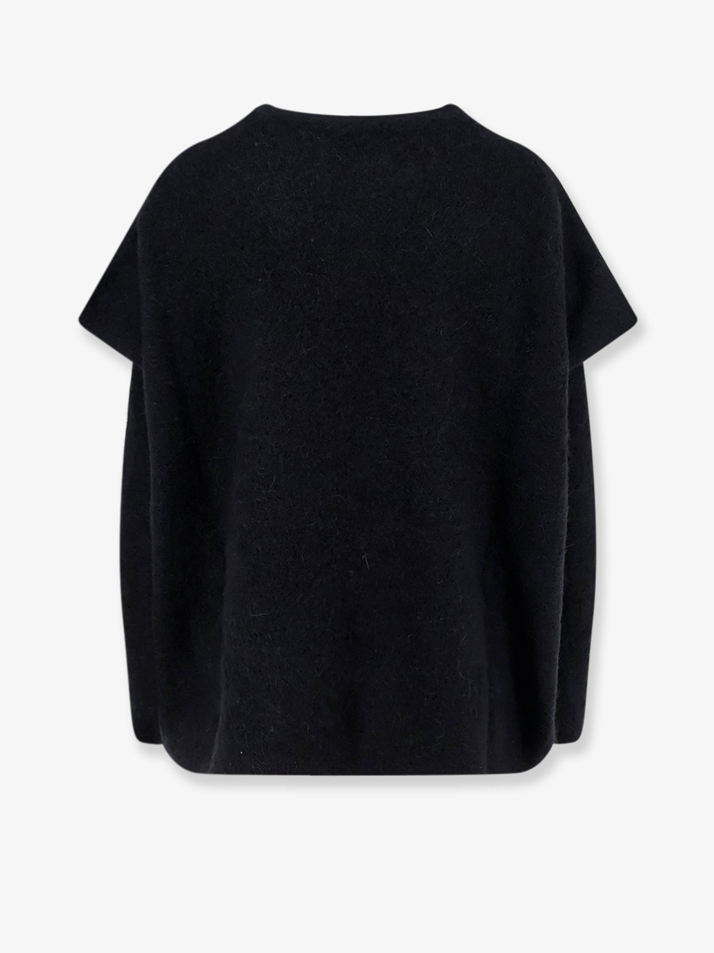 Sweater with detachable sleeves