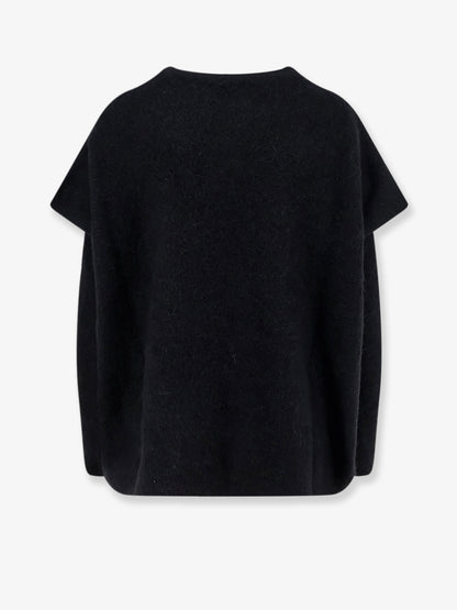 Sweater with detachable sleeves thumbnail