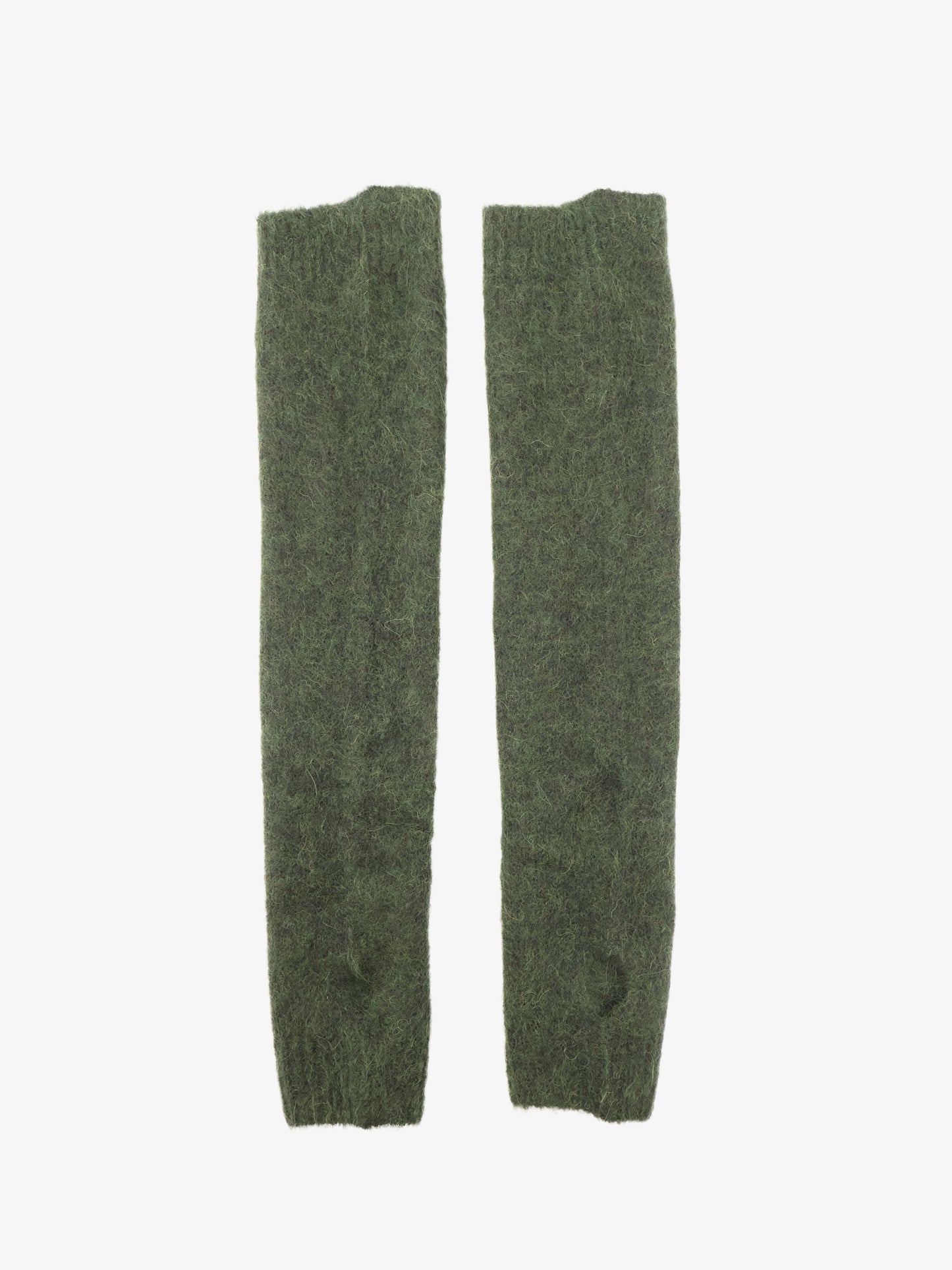 Sweater with detachable sleeves
