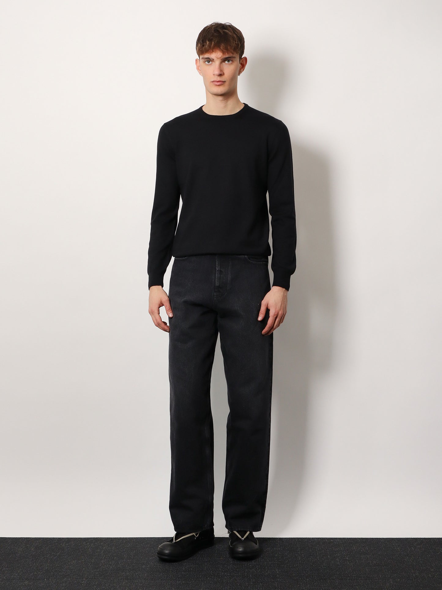 Virgin wool basic sweater