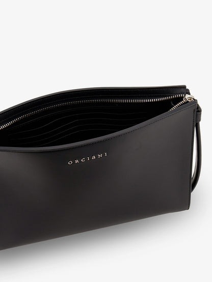 Pochette in pelle con logo lettering in metallo thumbnail