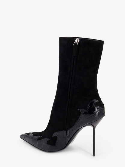 Queen of Hearts ankle boots with cut-out embroidery and heart inlays thumbnail