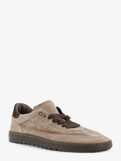 Sneakers in suede thumbnail