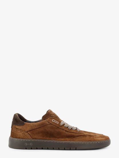 Sneakers in suede thumbnail