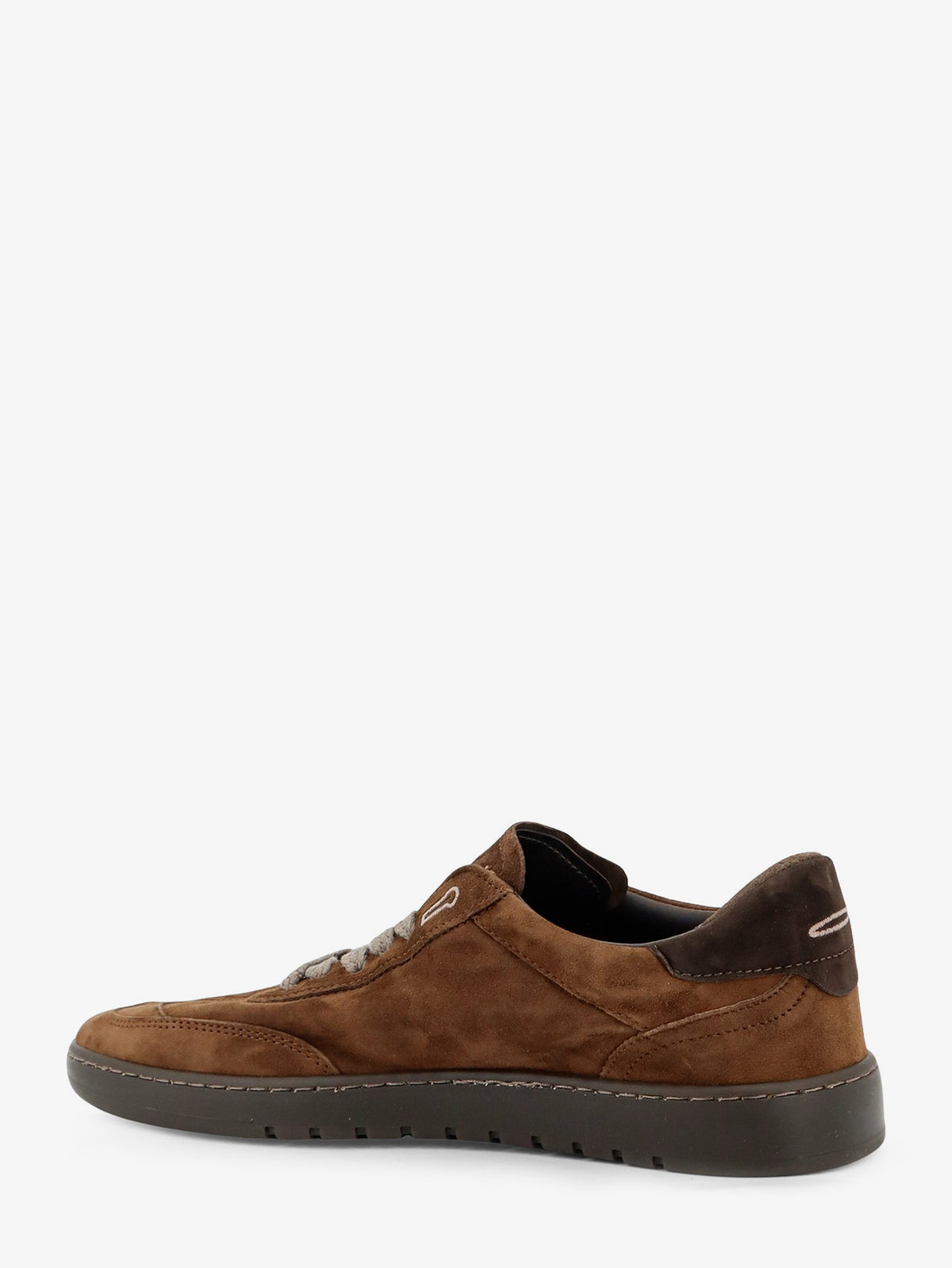 Sneakers in suede