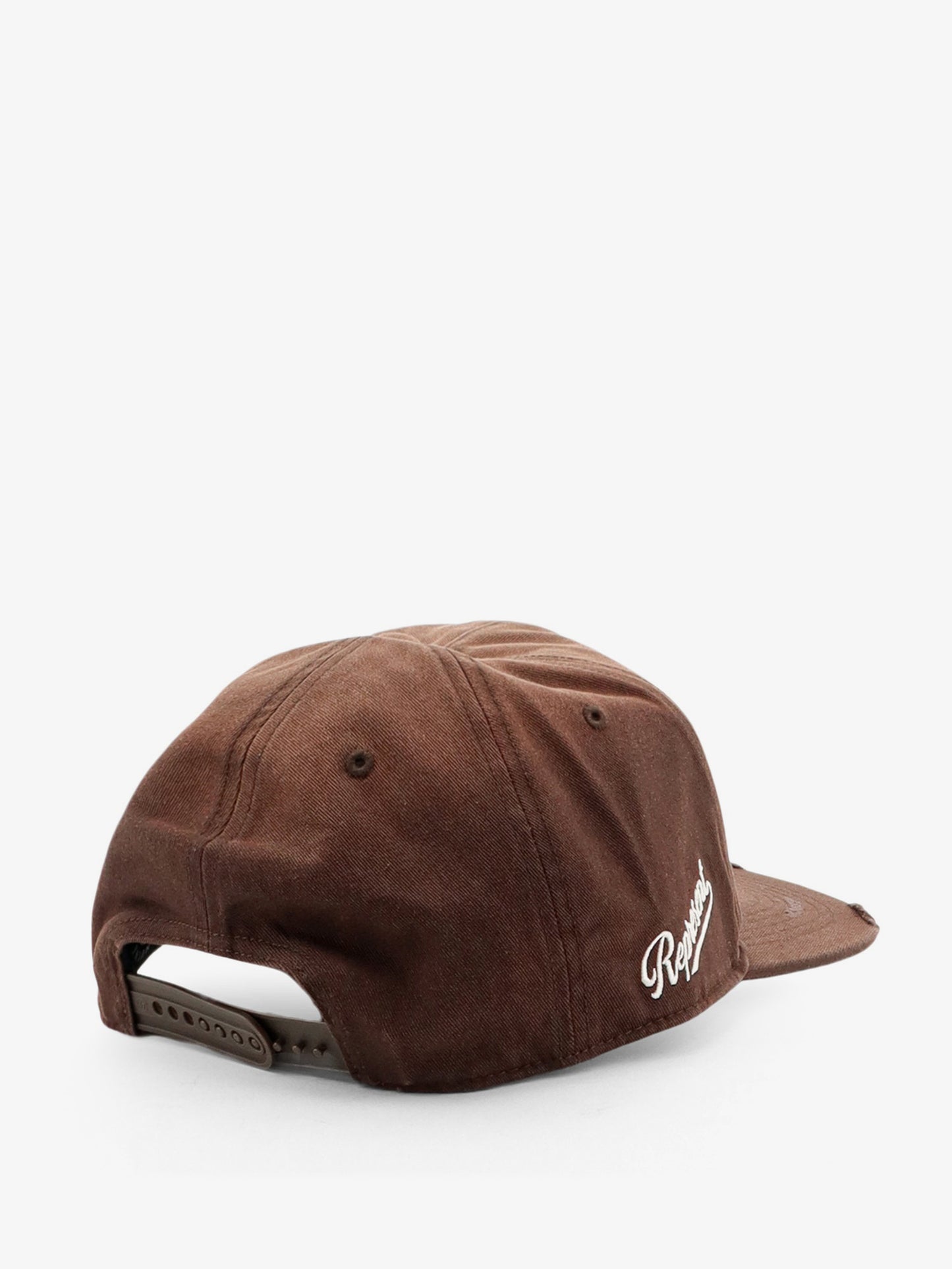 Cotton cap with embroidered logo on the front