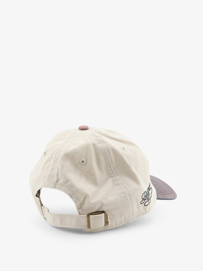 Cotton hat with embroidered logo on the front thumbnail
