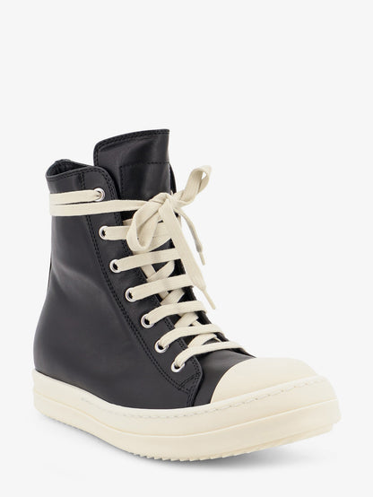Leather sneakers thumbnail
