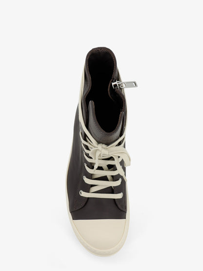 Leather sneakers thumbnail